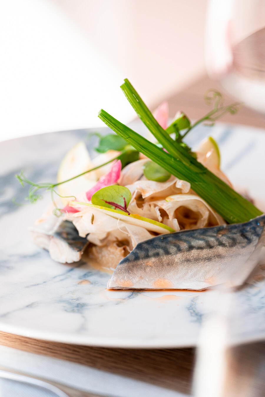 restaurant photographe culinaire plat gastronomique assiette de plat de poisson